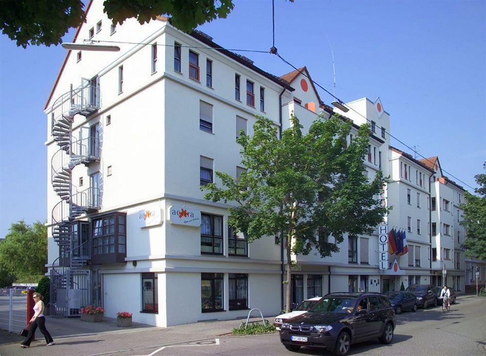 Acora Karlsruhe Zentrum Living The City Exteriör bild